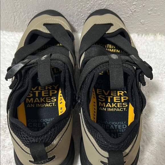 Keen Men’s Size 10 Zerraport Closed Toe Trail Sandals in Timberwolf/Black - Picture 5 of 7
